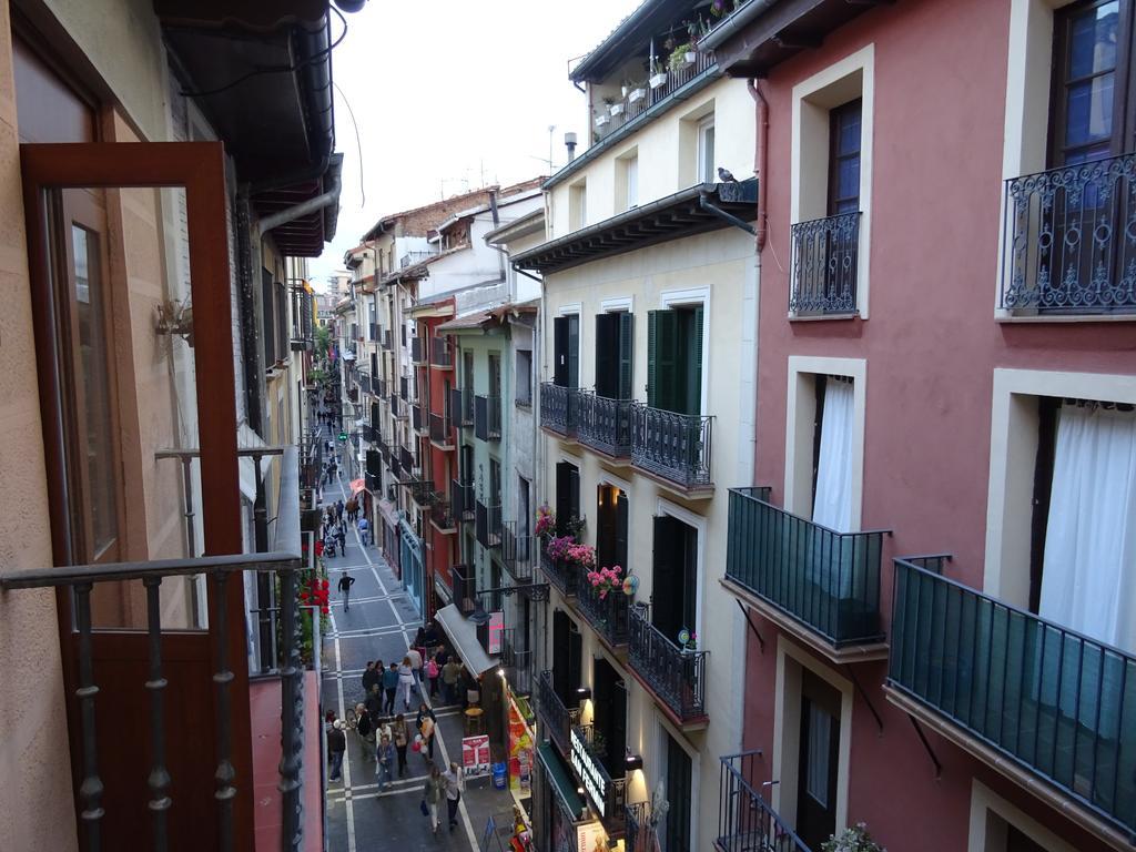 Bearan Bar & Rooms Pamplona Exteriör bild